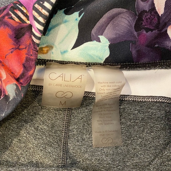 Like New adorable grey and floral Calia leggings szM - Picture 7 of 11